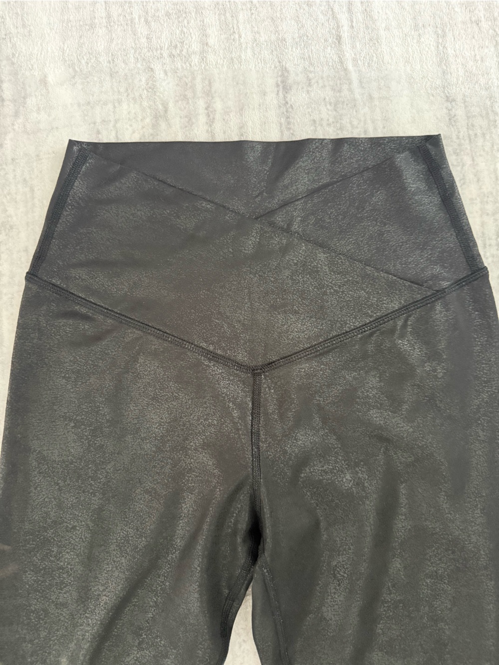 Black shimmer Offline Active Leggings